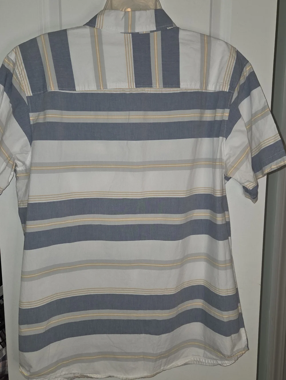 Columbia Men's Short Sleeve Button Down Shirt